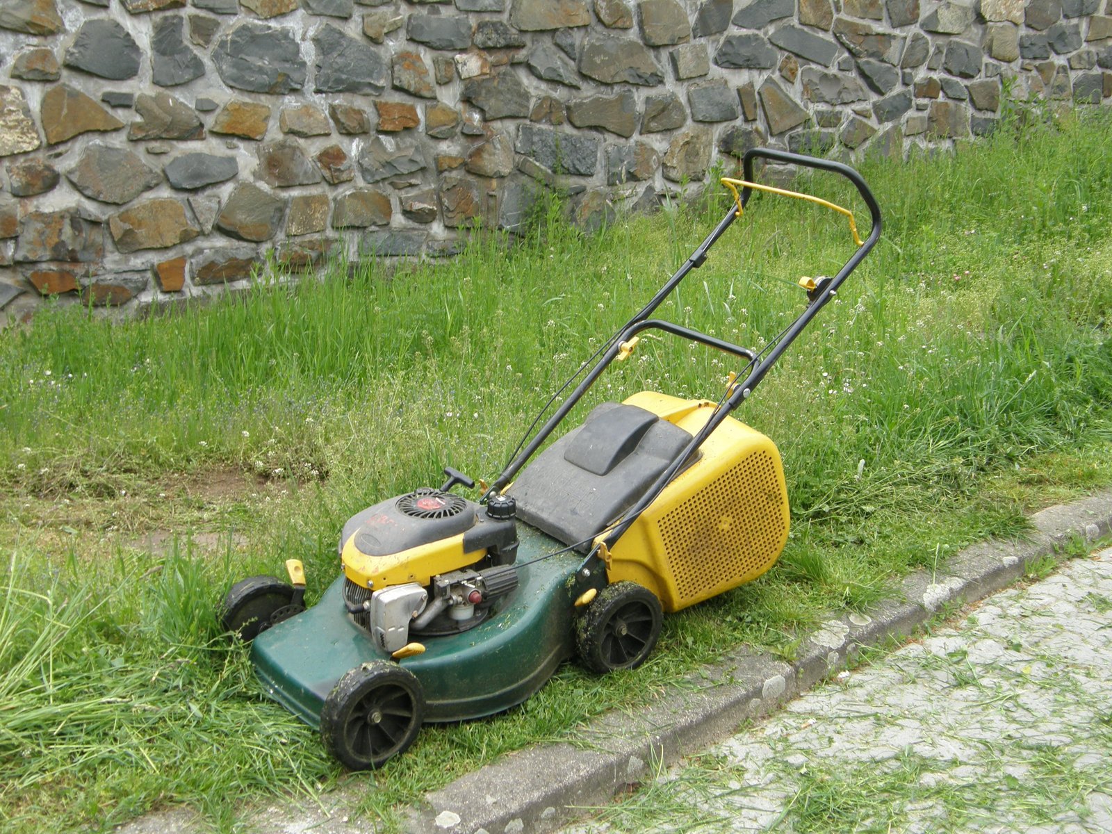 Should You Rent or Buy Tools for a Weekend Project?
